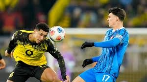 关键球玩花活！申京这记助攻，把天赋和球商拉满了！