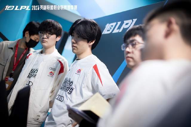 还是令人畏 还是令人畏